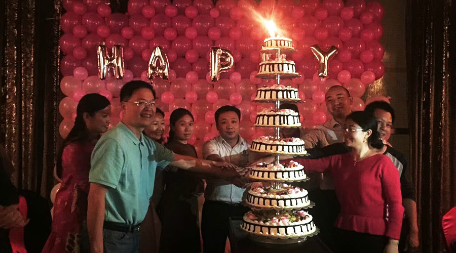 一路有你，盡顯方成雄風，攜手共進，再創(chuàng)輝煌